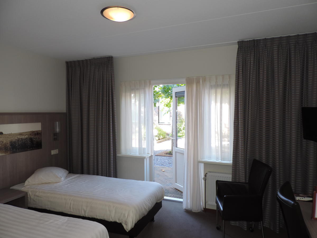 Hotel Ekamper Oosteinde Szoba fotó